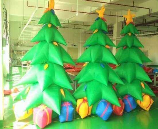 albero_natale_gonfiabile_roma