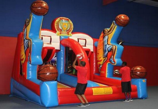 gioco gonfiabile maxi basket